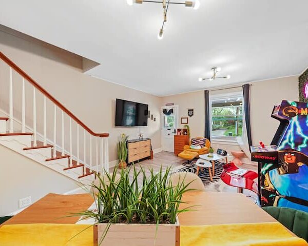 7856d5f5-f3e8-4042-91c8-3538c48b3047