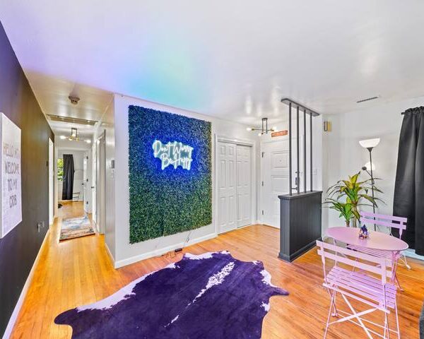 cc184272-eef7-4c27-a1a1-22d66ca07e1d